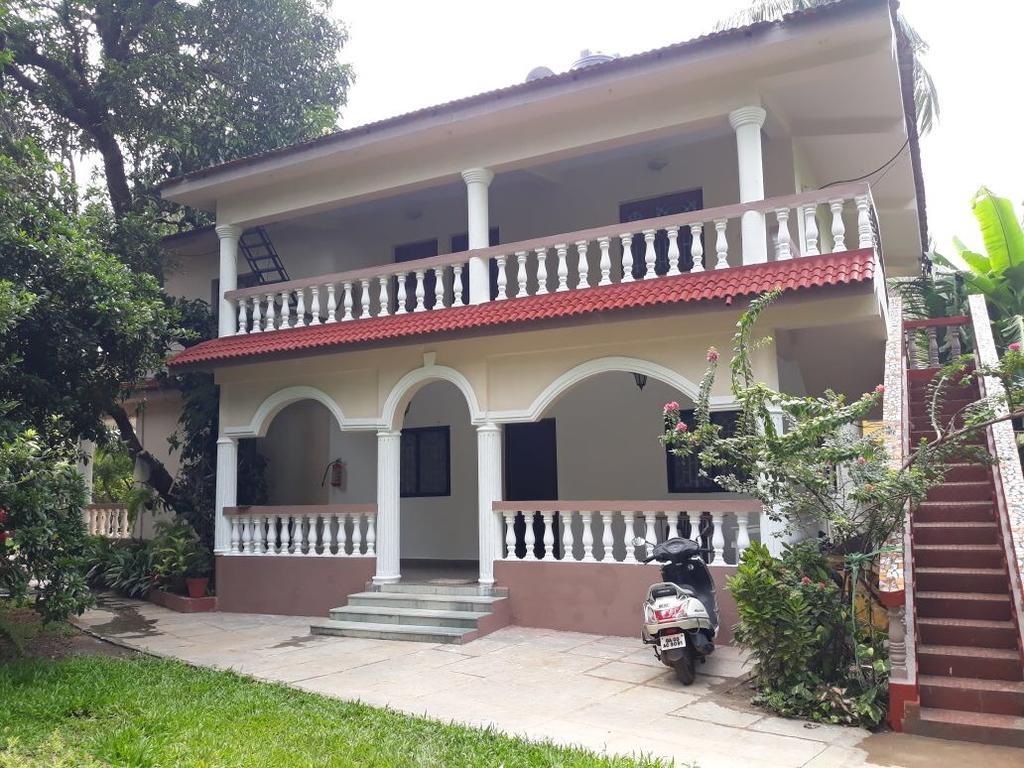 Agnelo'S Holiday Homes كاندولِم المظهر الخارجي الصورة